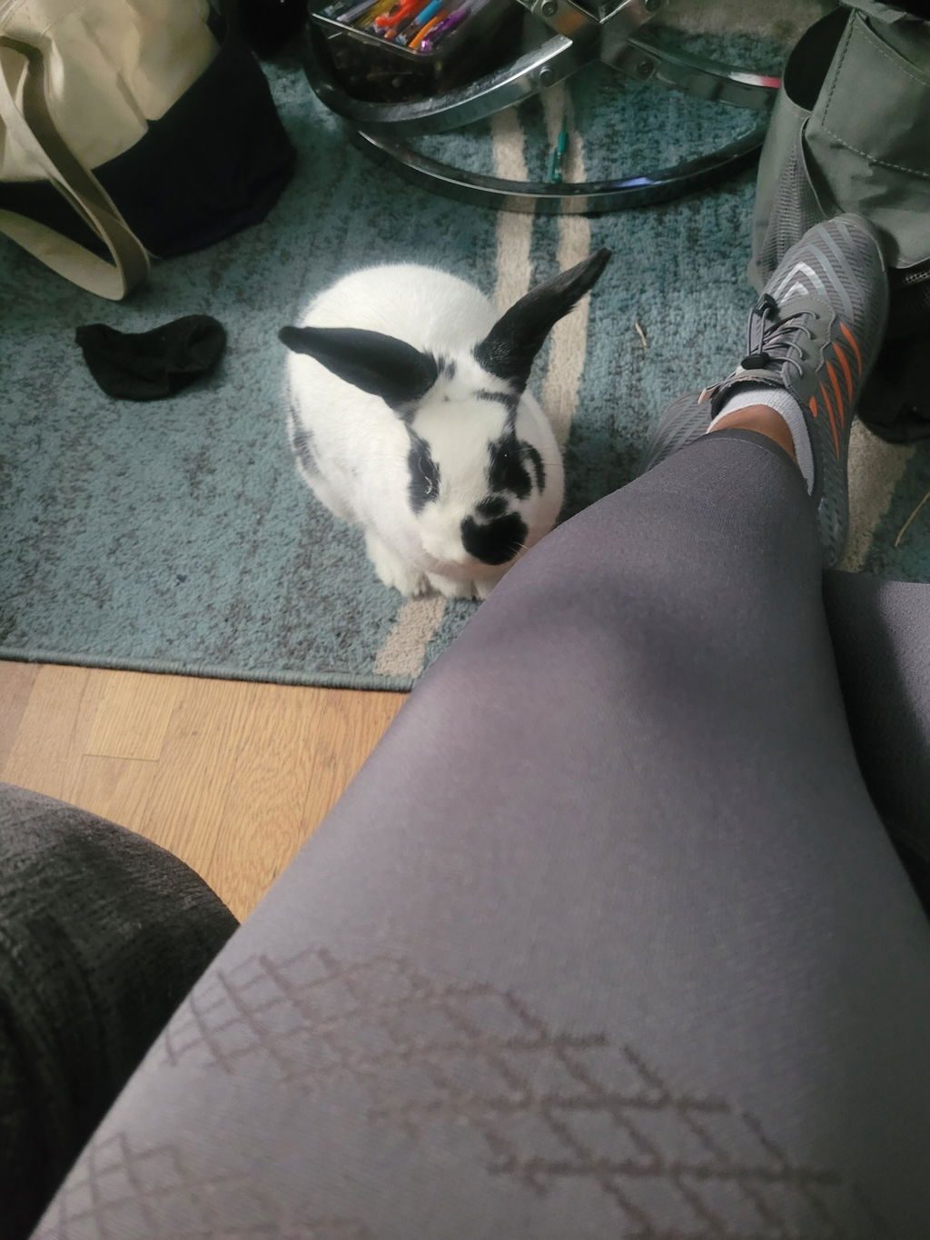 Therese W.:s bild på sitt ben i Sculpt 3D-leggings, där man ser tygets struktur