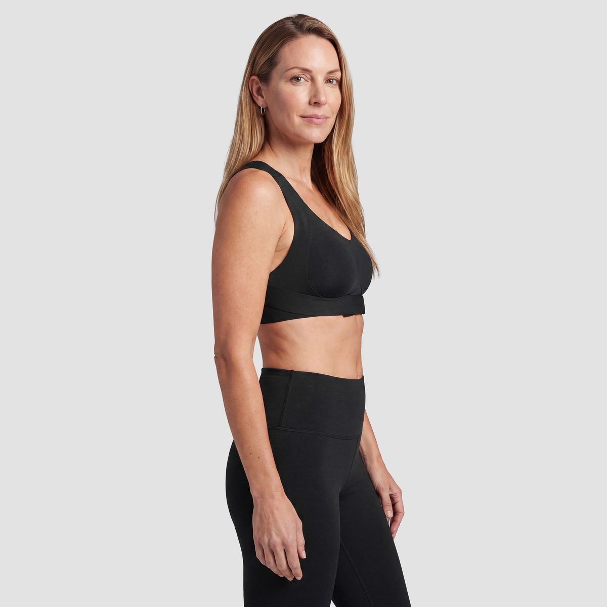 Svart trådlös Sculpt Posture Bra, från sidan
